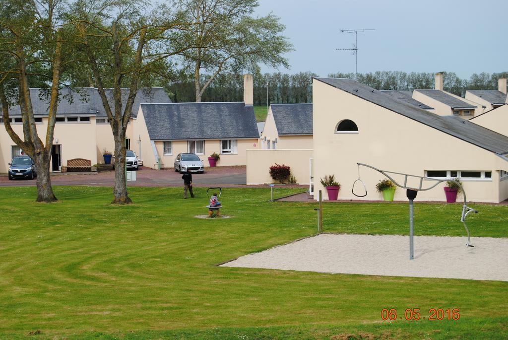 Village De Gites De L'Anse De Moidrey المظهر الخارجي الصورة